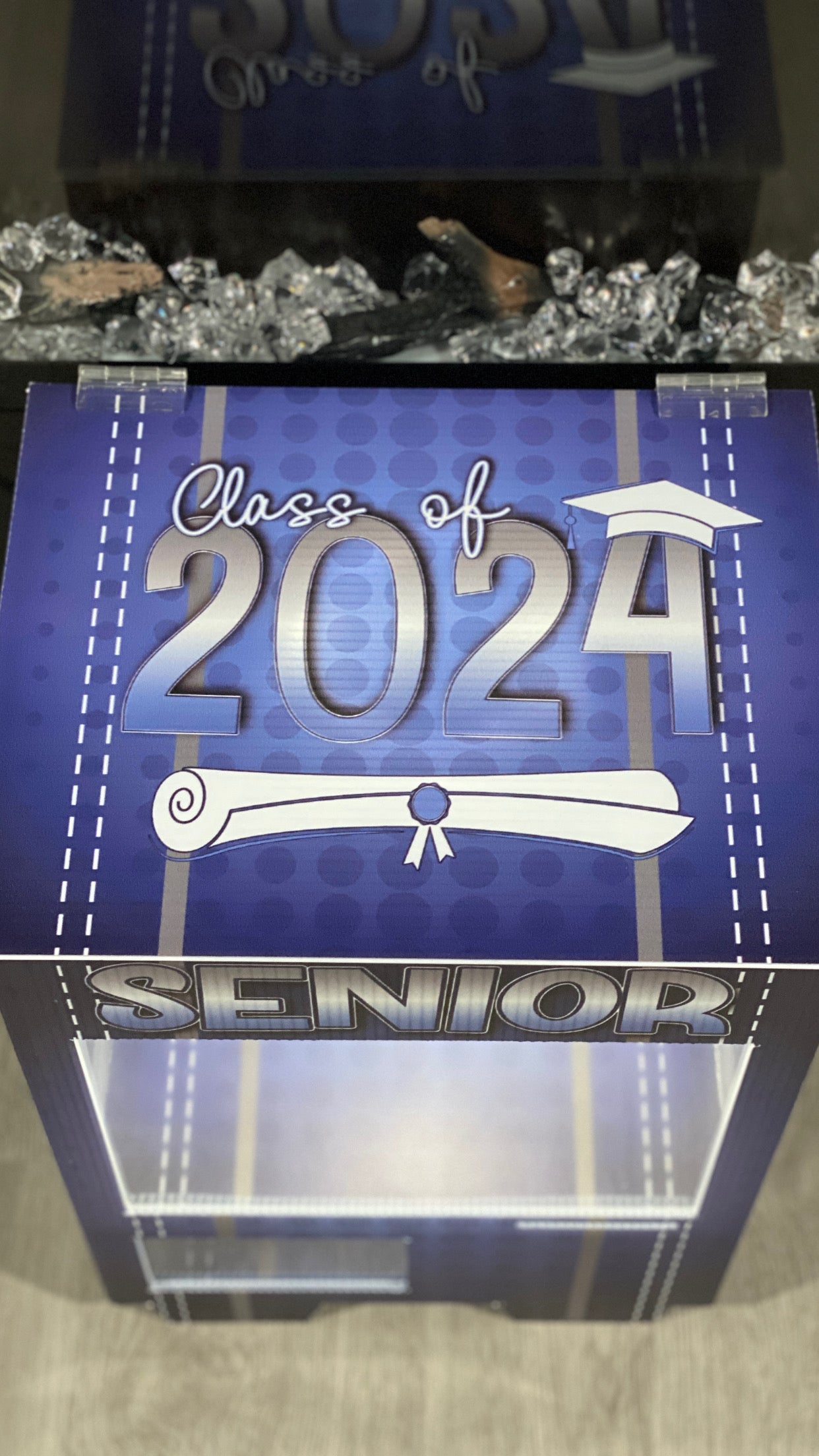 Vending/Claw Machine- Unfilled (Custom)