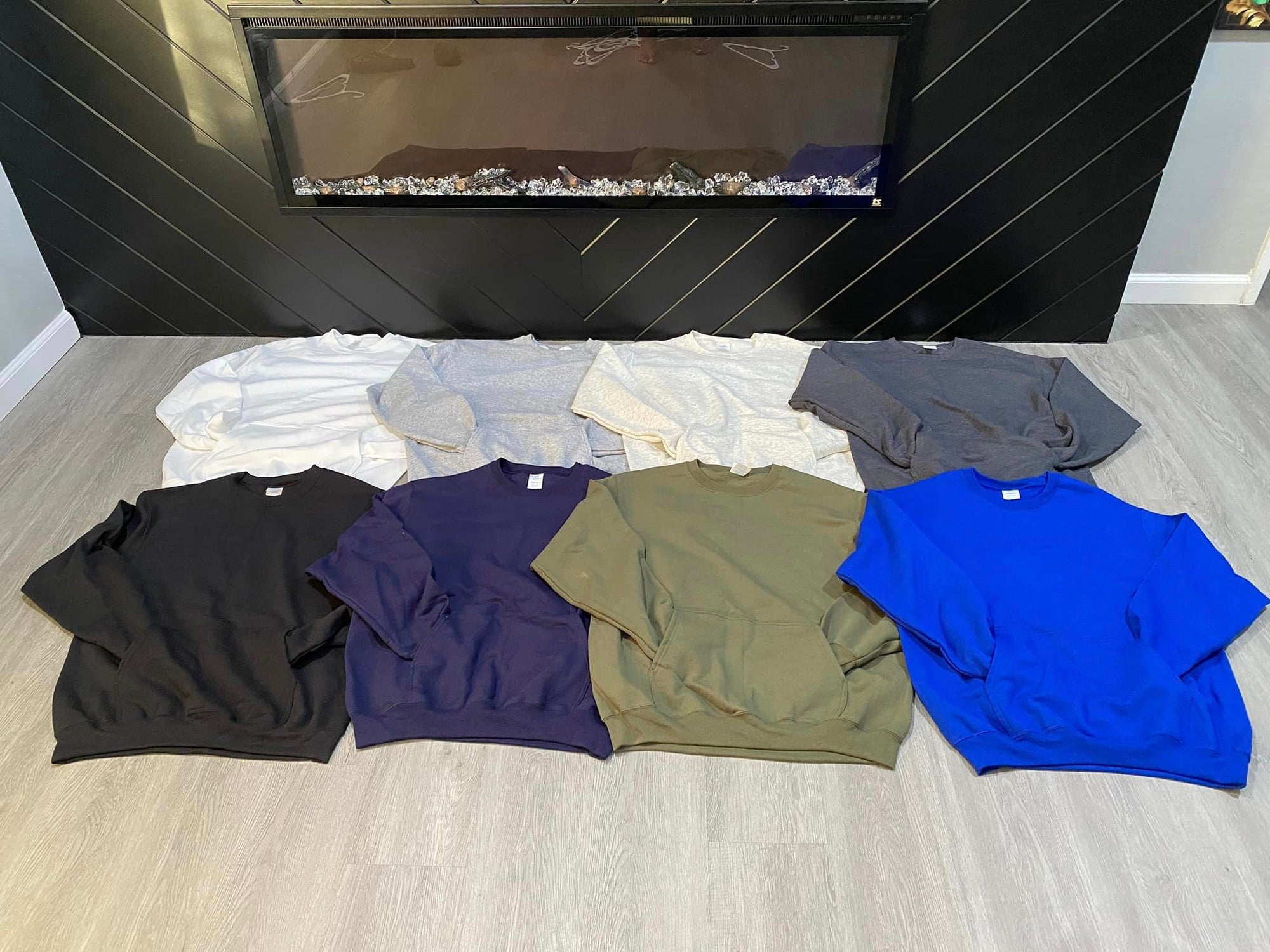 Pocket Crewneck (Buy-In)